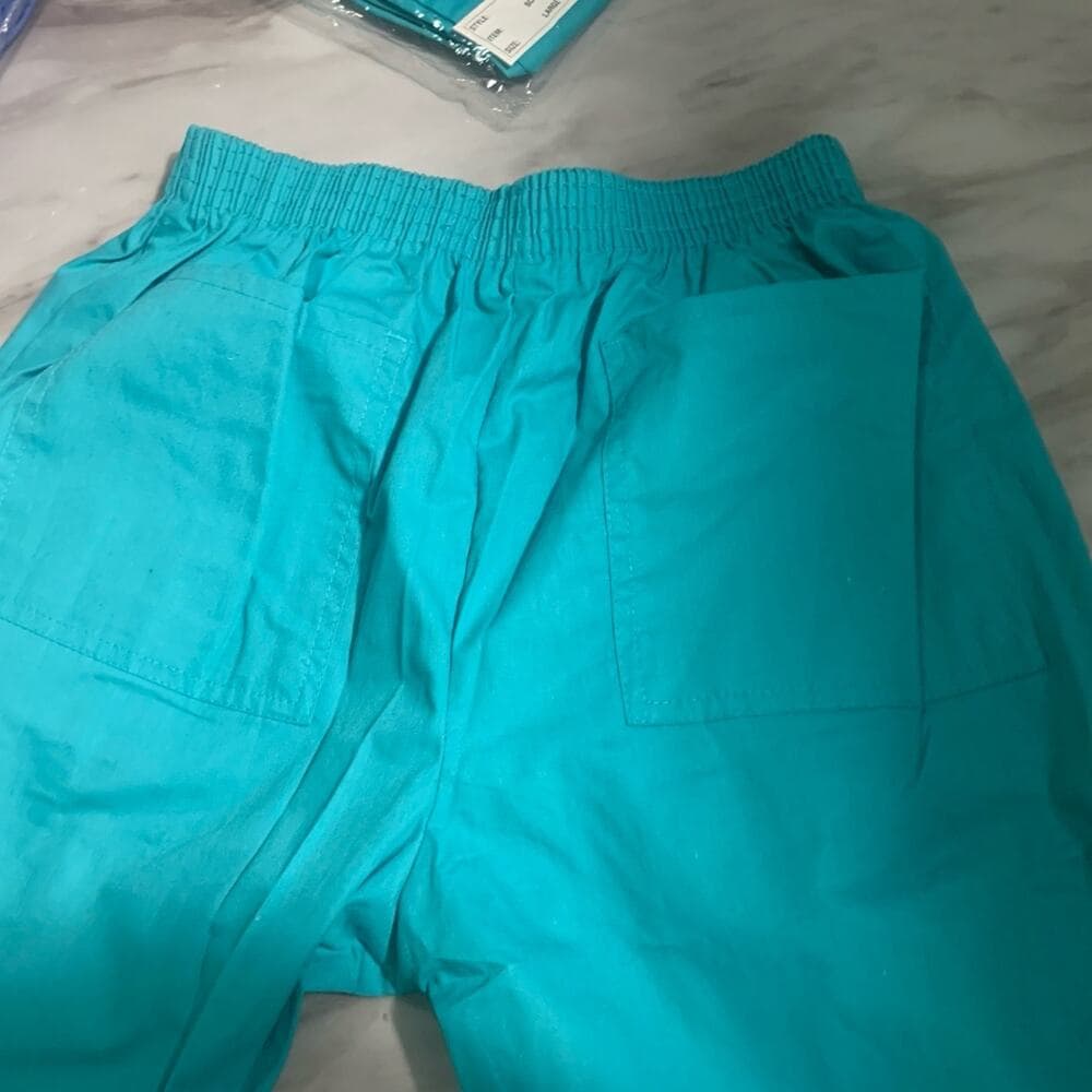 Green Scrup Pants size medium - Thumbnail 2
