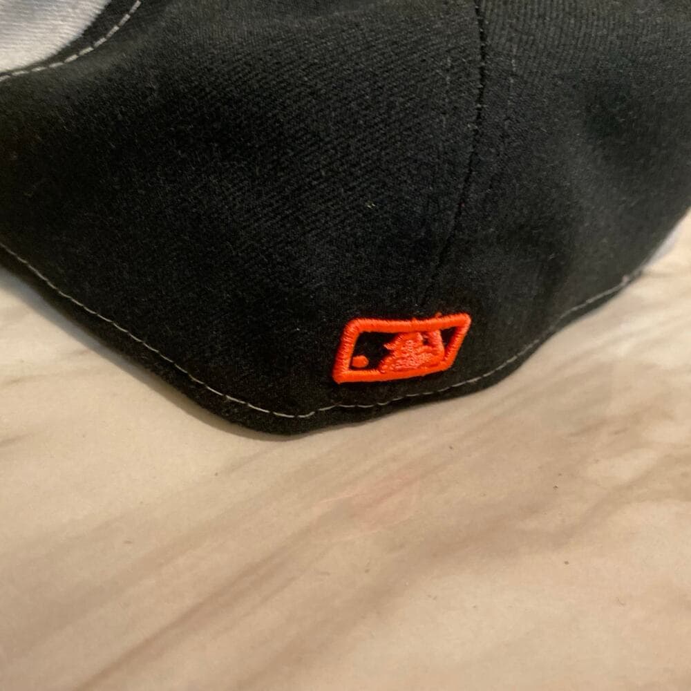 New Era Hat Size 7 5/8 - Thumbnail 3
