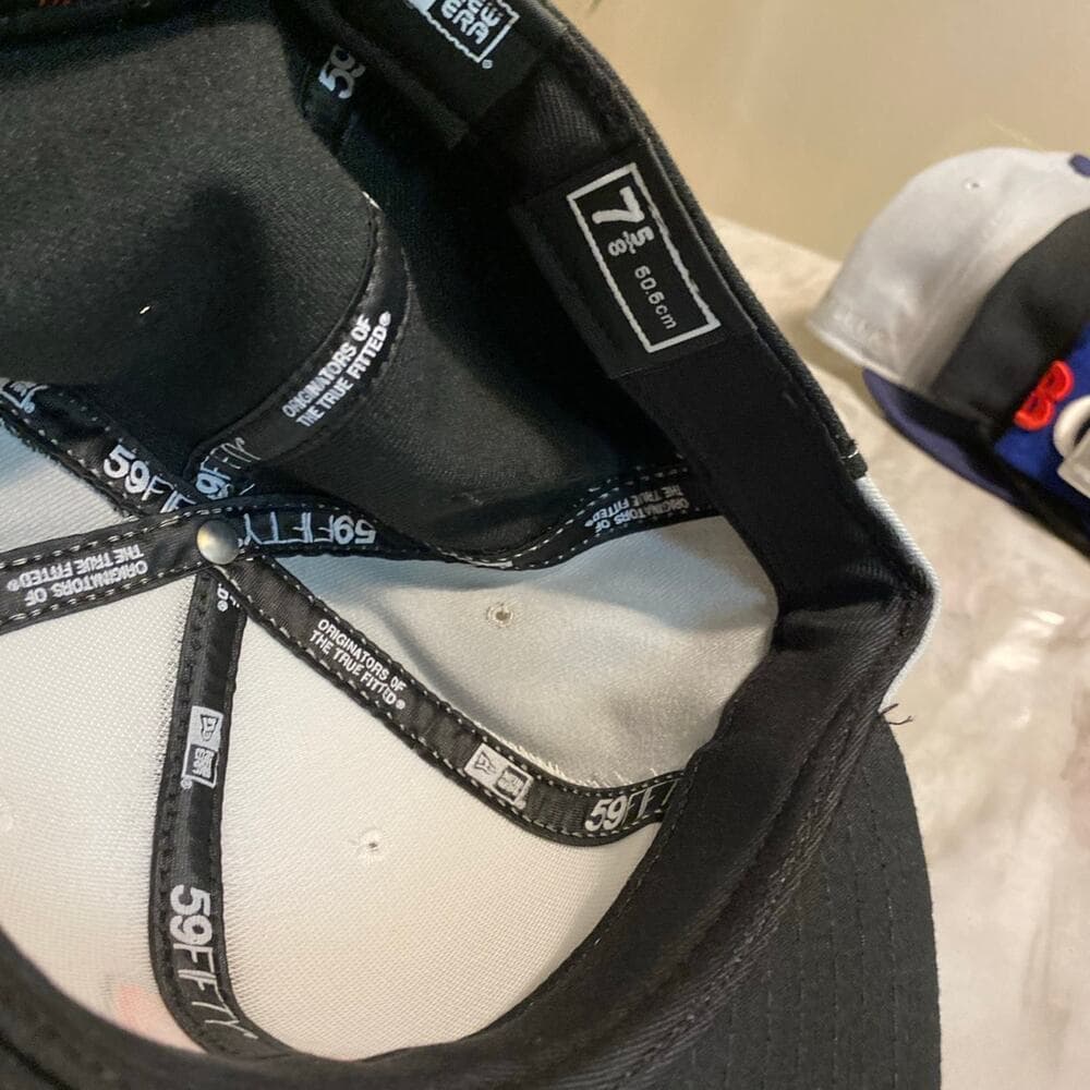 New Era Hat Size 7 5/8 - Thumbnail 4