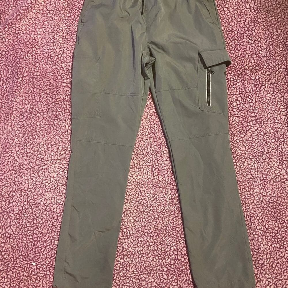 Men’s pants size medium