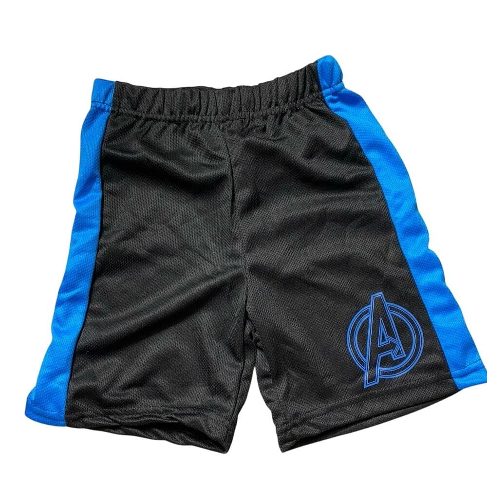 Kids Shorts size 4 avengers - Thumbnail 3