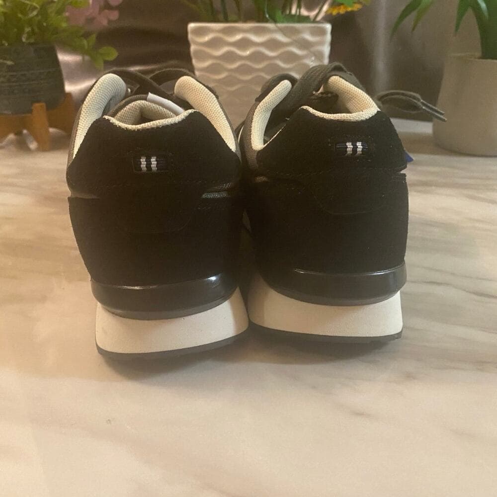 Nautica Men's Black and white Trainers sneakers size 10 - Thumbnail 3