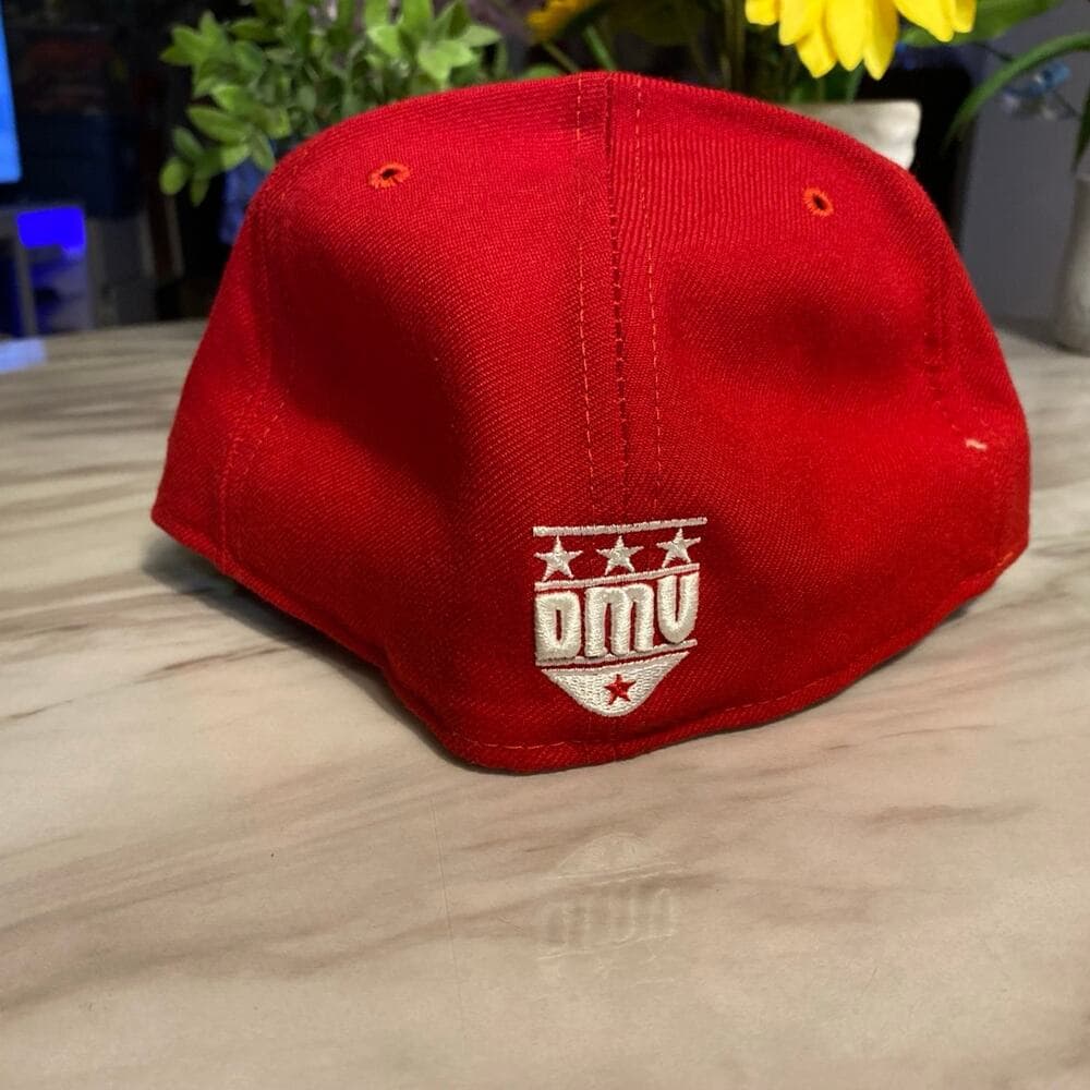 New Era Hat Size 7 5/8 - Thumbnail 2
