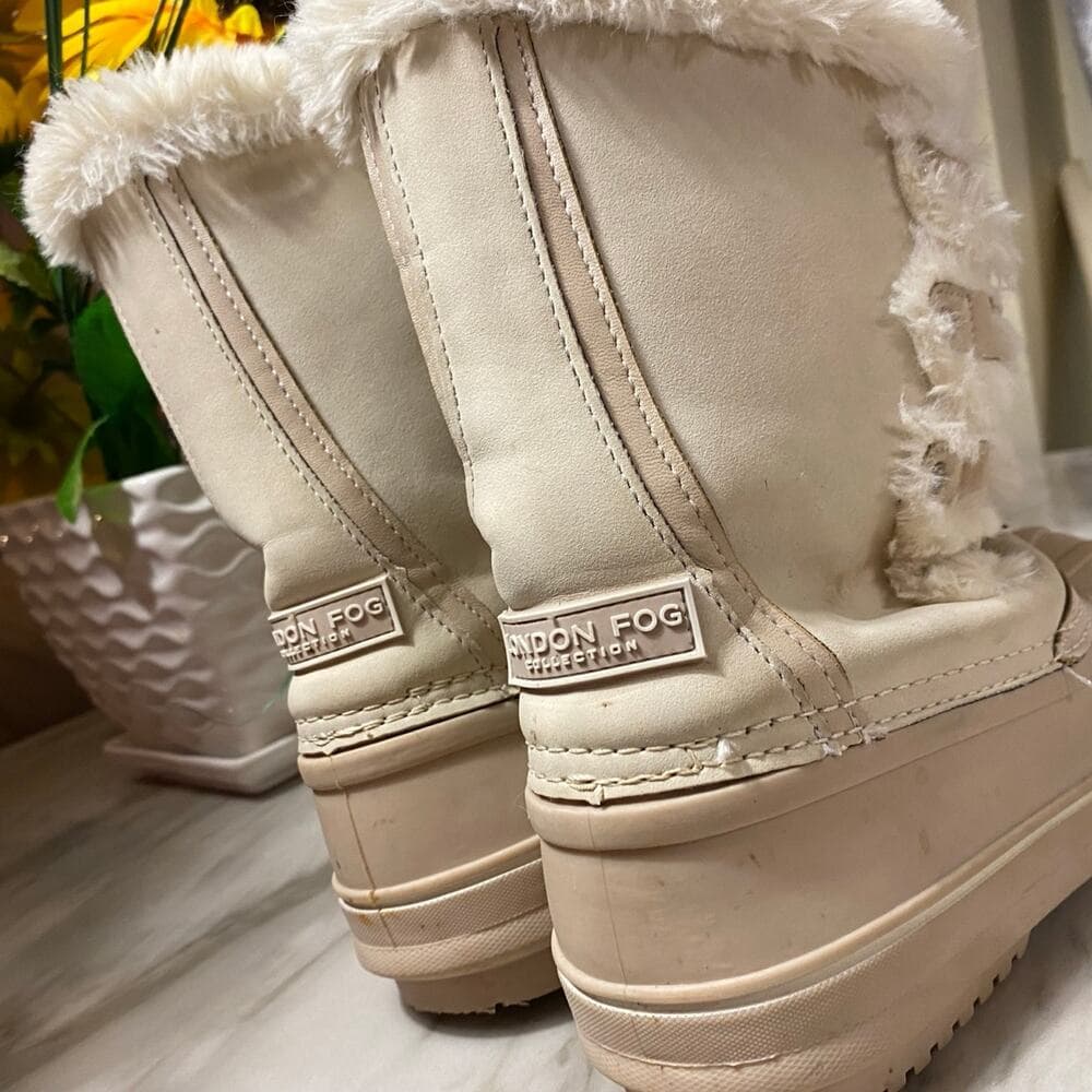 London Fog boots size 3 For Girls - Thumbnail 2