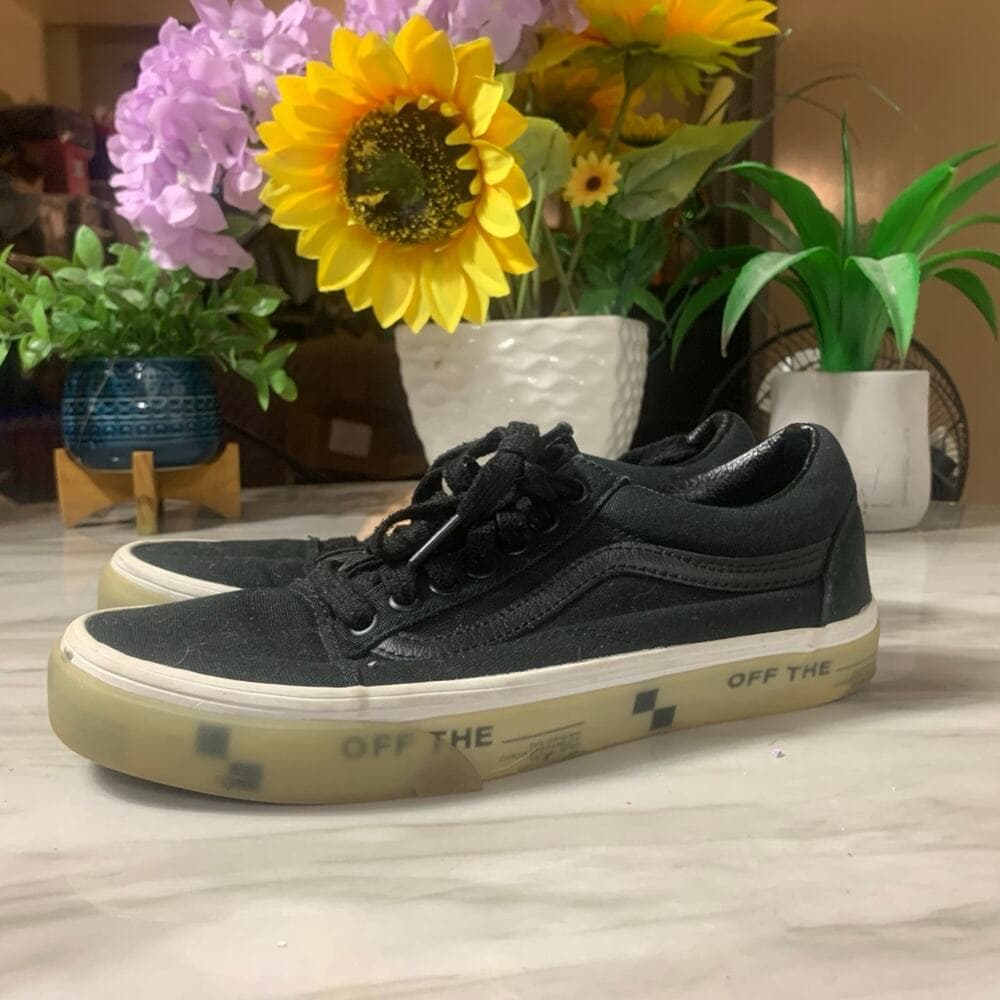 Size 7- VANS Old Skool OTW Foxing - Translucent Black