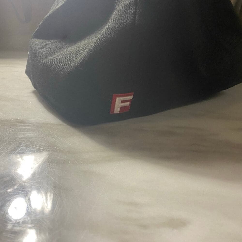 New era hat 7 1/2 - Thumbnail 3
