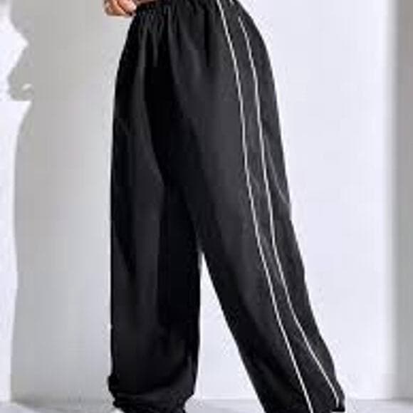 SHEIN Women’s Black Pants Size Petite Medium - Thumbnail 4