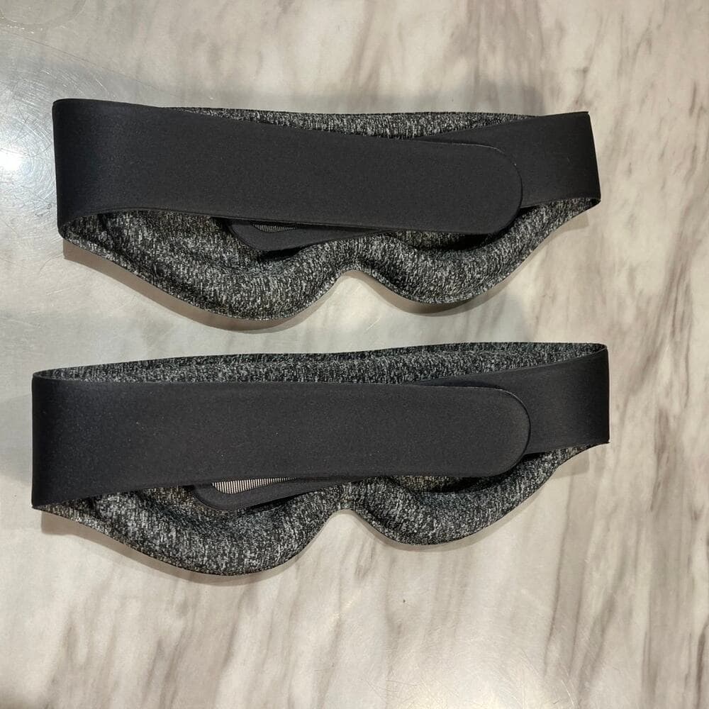 2 Solid Black Travel Accessory Blindfold - Thumbnail 2