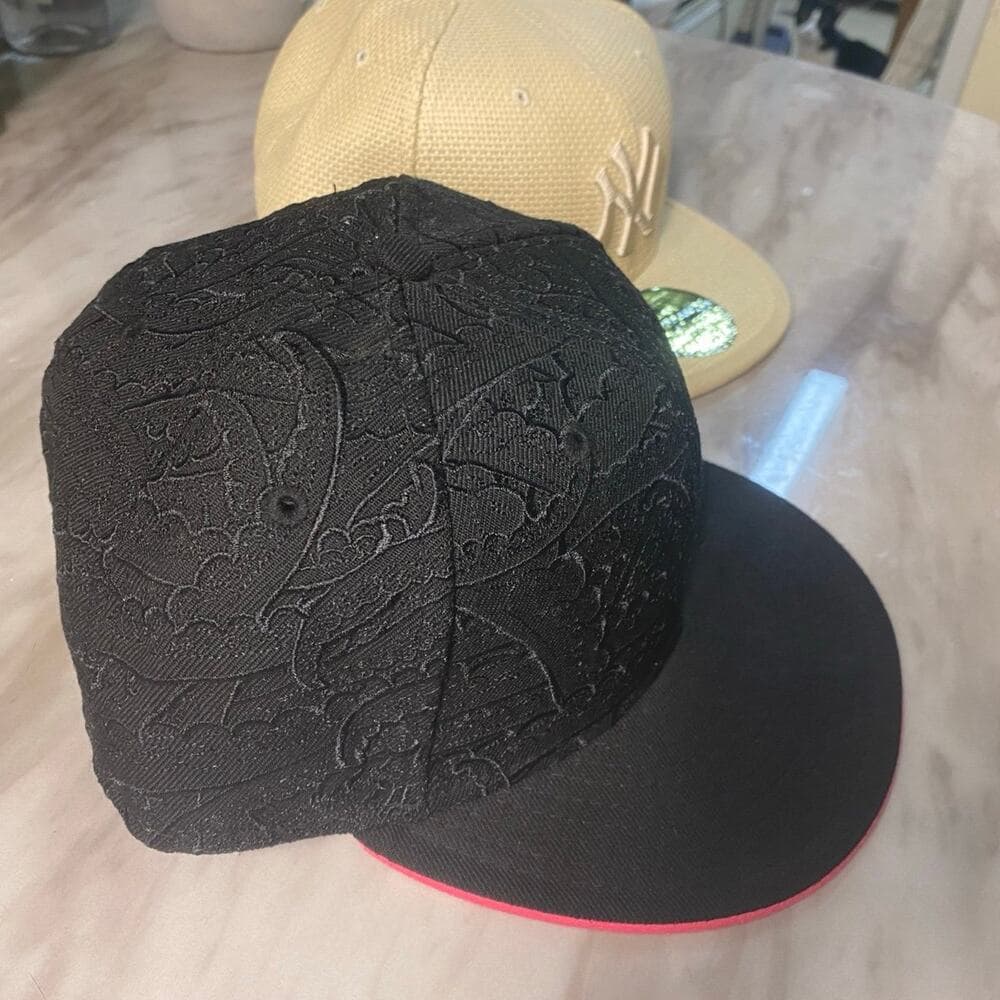 2 New Era Hats - Thumbnail 3