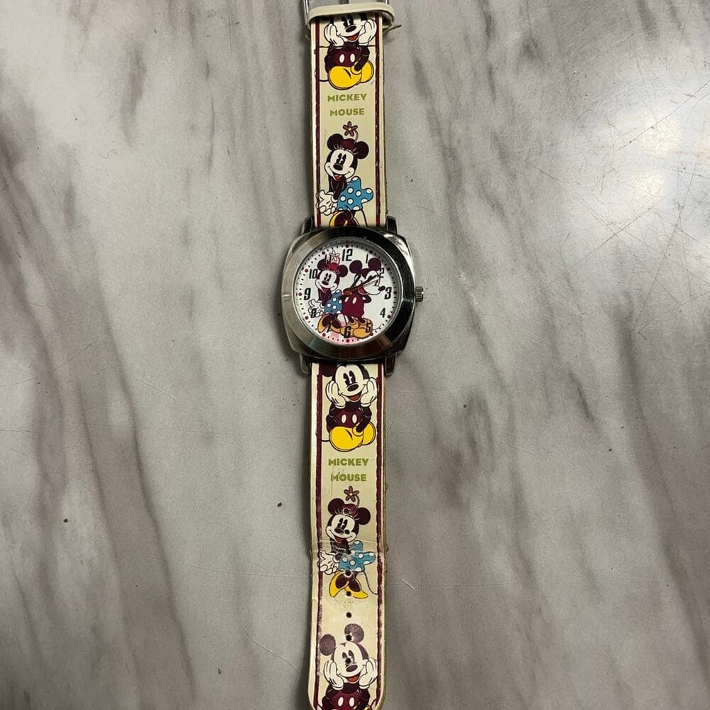 Disney Unisex Minnie Mickey Quartz Watch with the original watch - Thumbnail 3