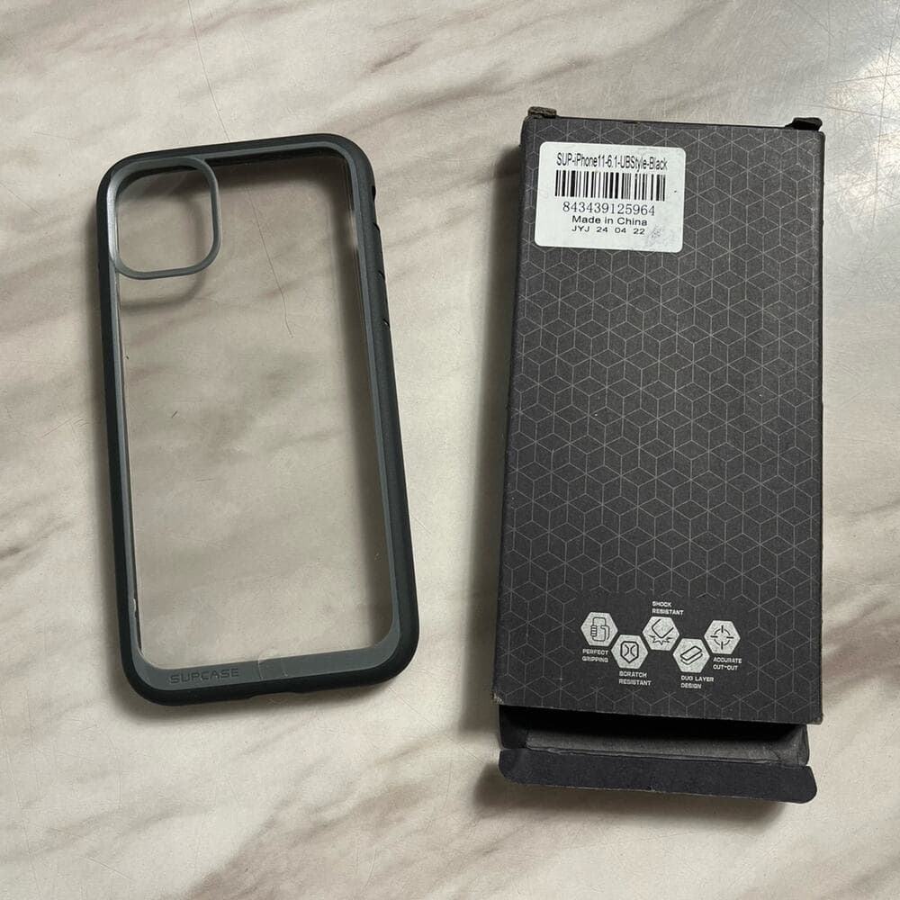 iPhone 11.6 Black style Case Brand New - Thumbnail 4
