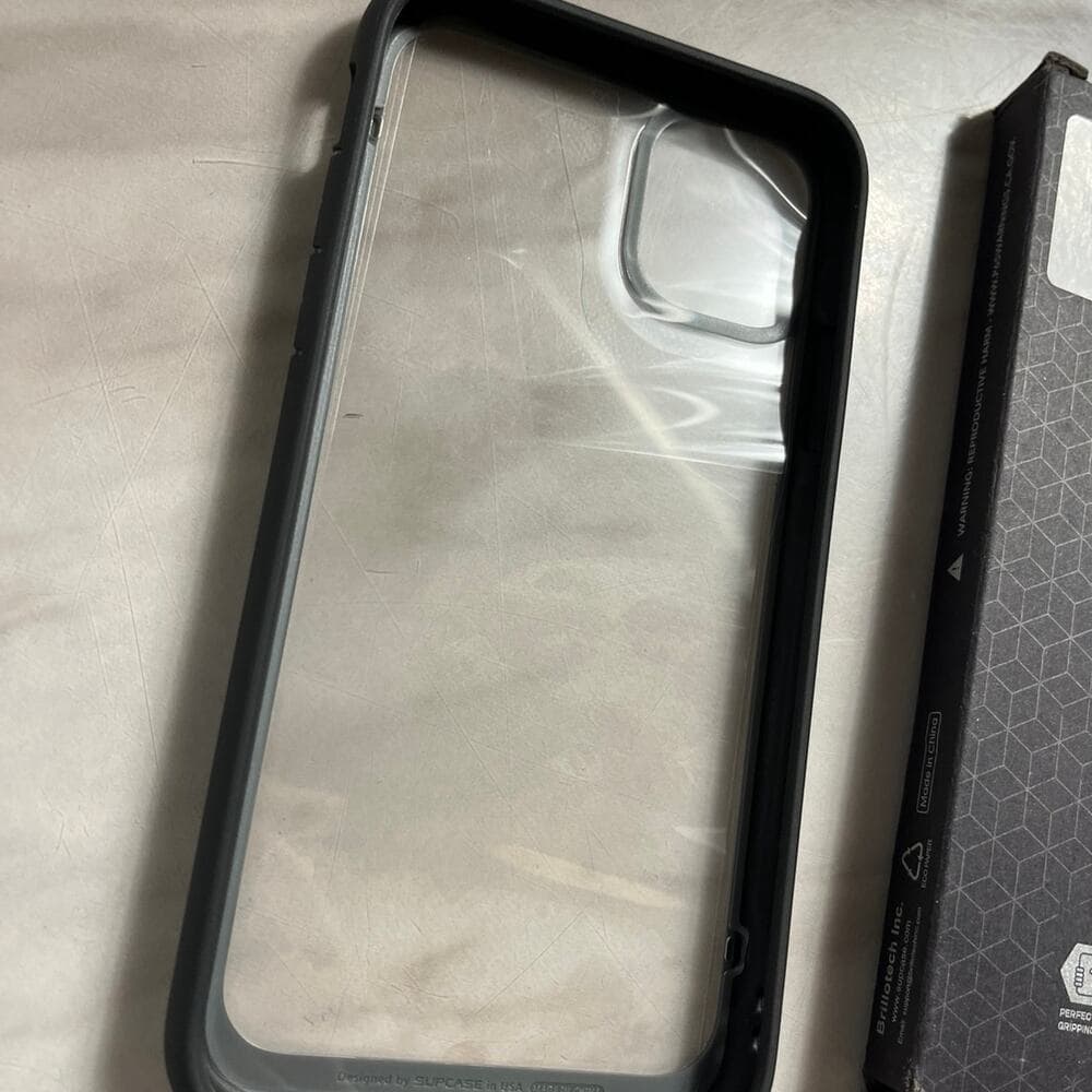 iPhone 11.6 Black style Case Brand New - Thumbnail 3