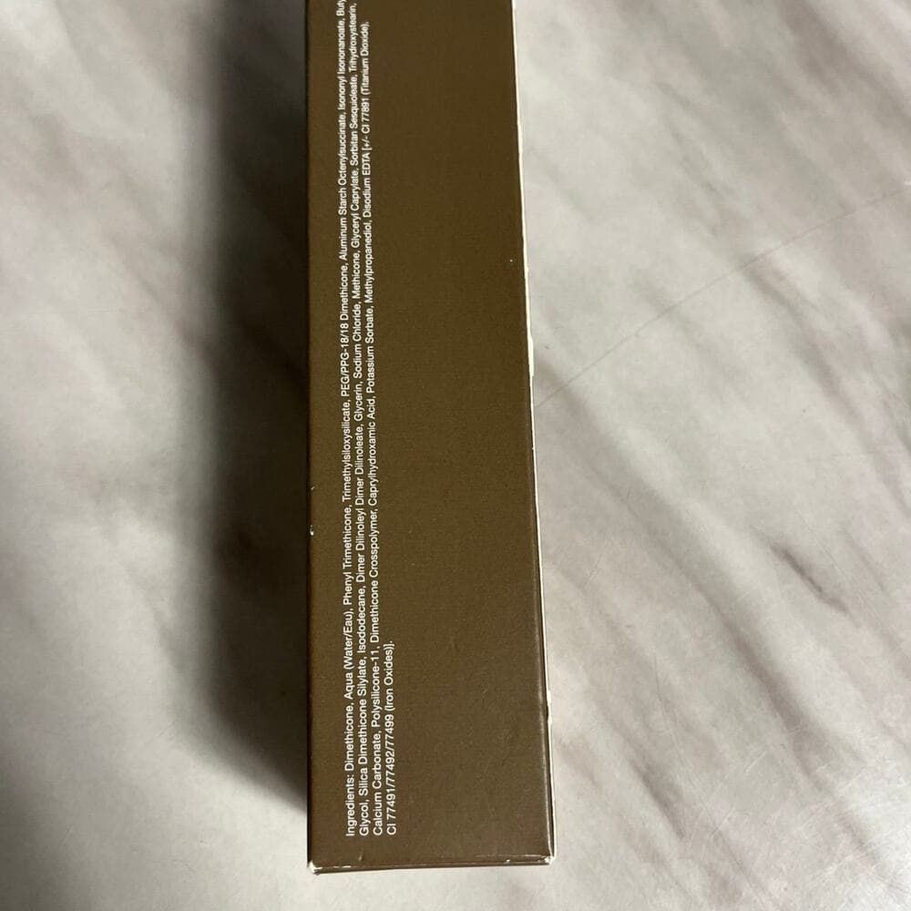 Becca Ultimate Coverage 24 Hour Foundation Shell - Thumbnail 2