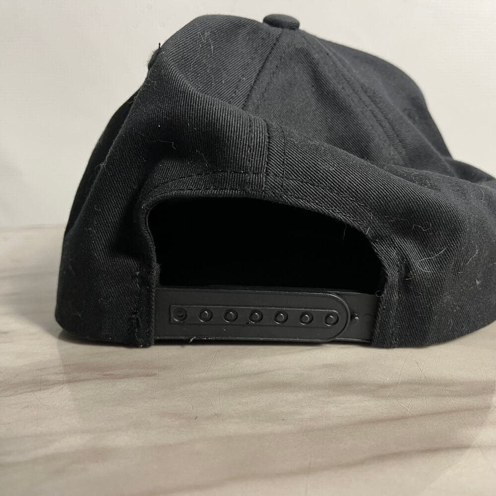 HUNTER X HUNTER LOGO FLAT BILL SNAPBACK - Thumbnail 4