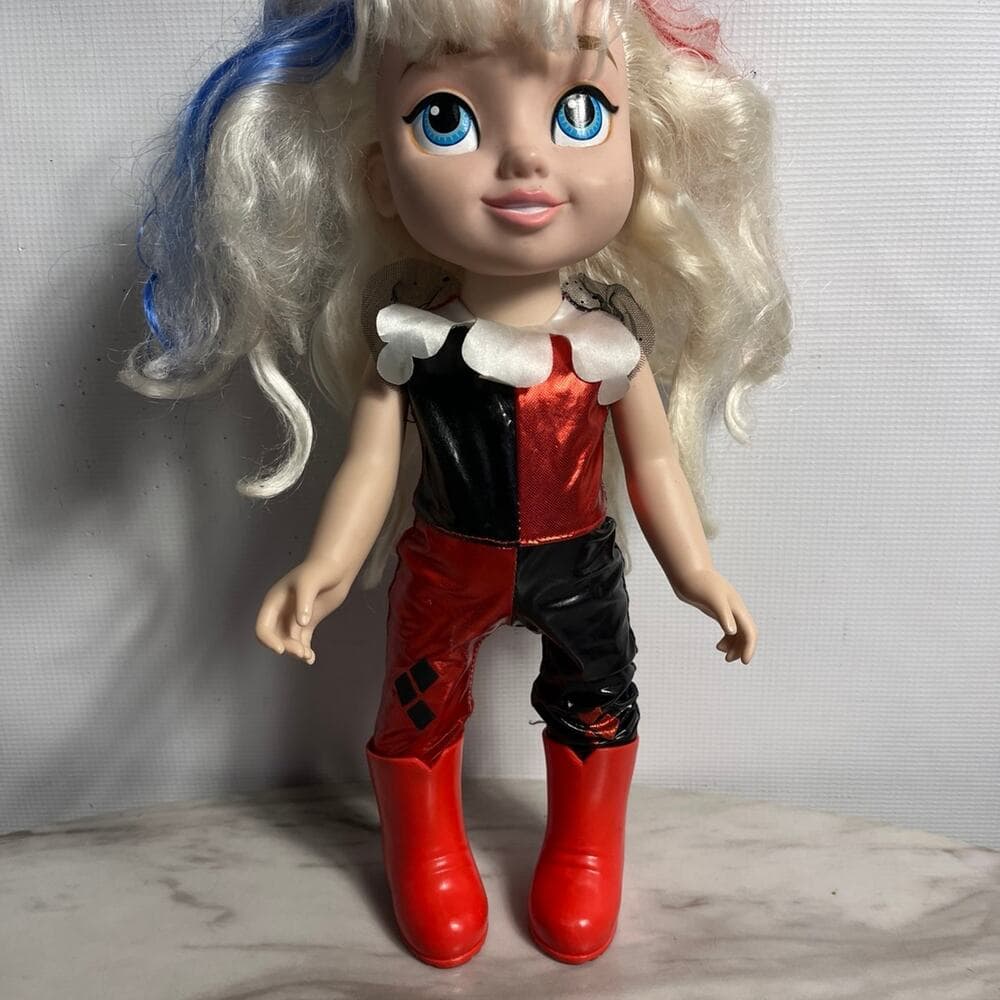 DC Harley Quinn Doll 14" Tall (95) - Thumbnail 5