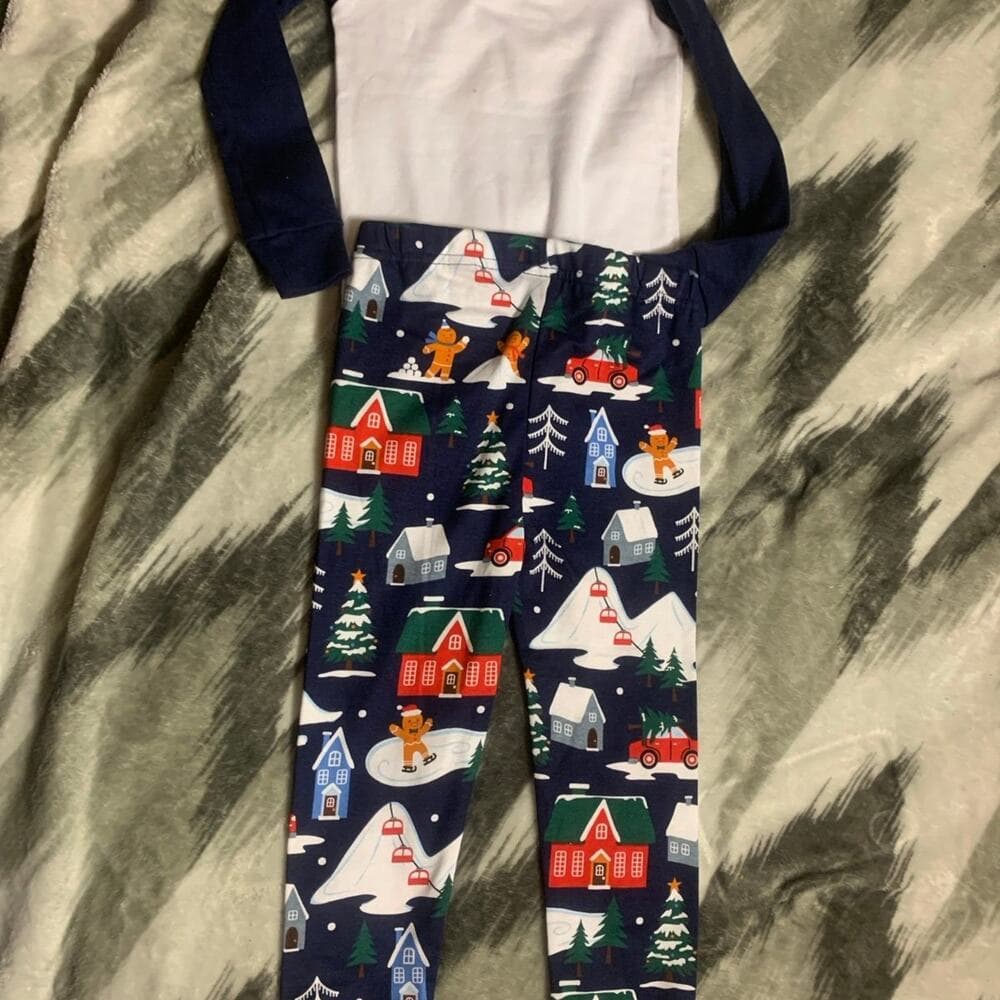 Unisex Kids Matching Family Home For The Holidays Snug Fit Cotton pajamas 2T - Thumbnail 5