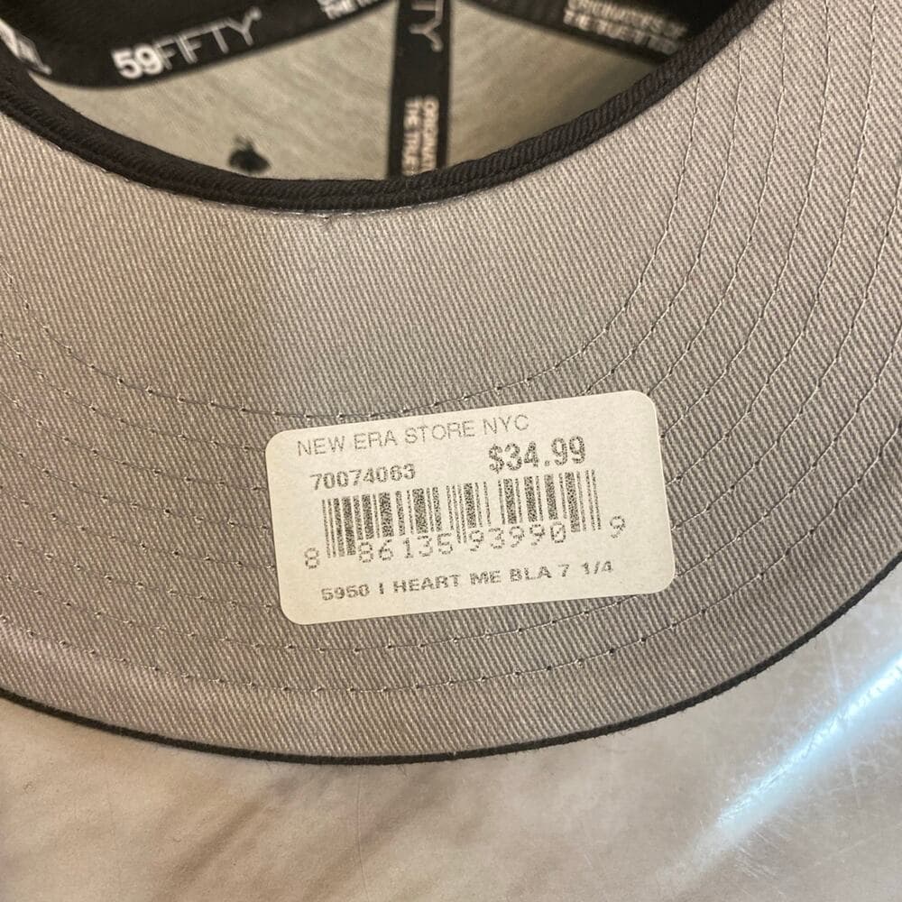 New Era Hat Size 7 1/4 - Thumbnail 5
