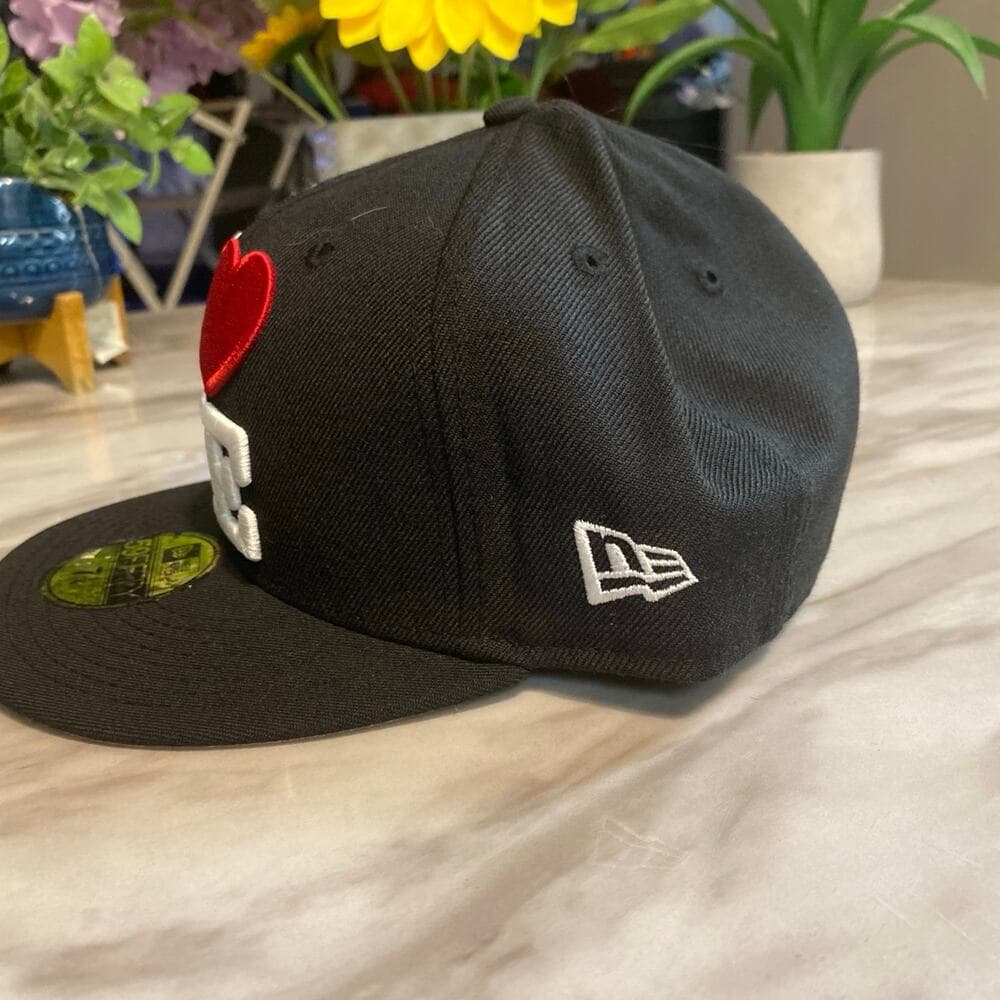 New Era Hat Size 7 1/4 - Thumbnail 2