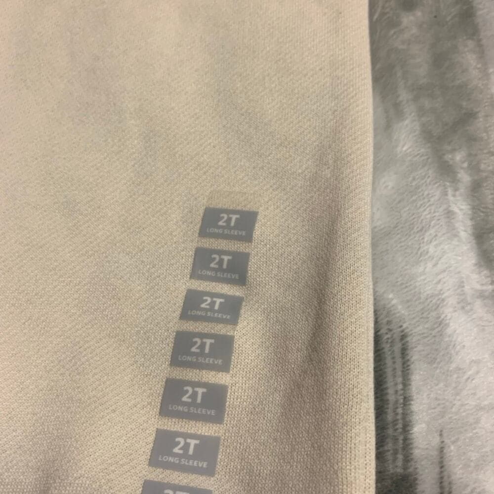 Carter’s boy sweater 2T - Thumbnail 3