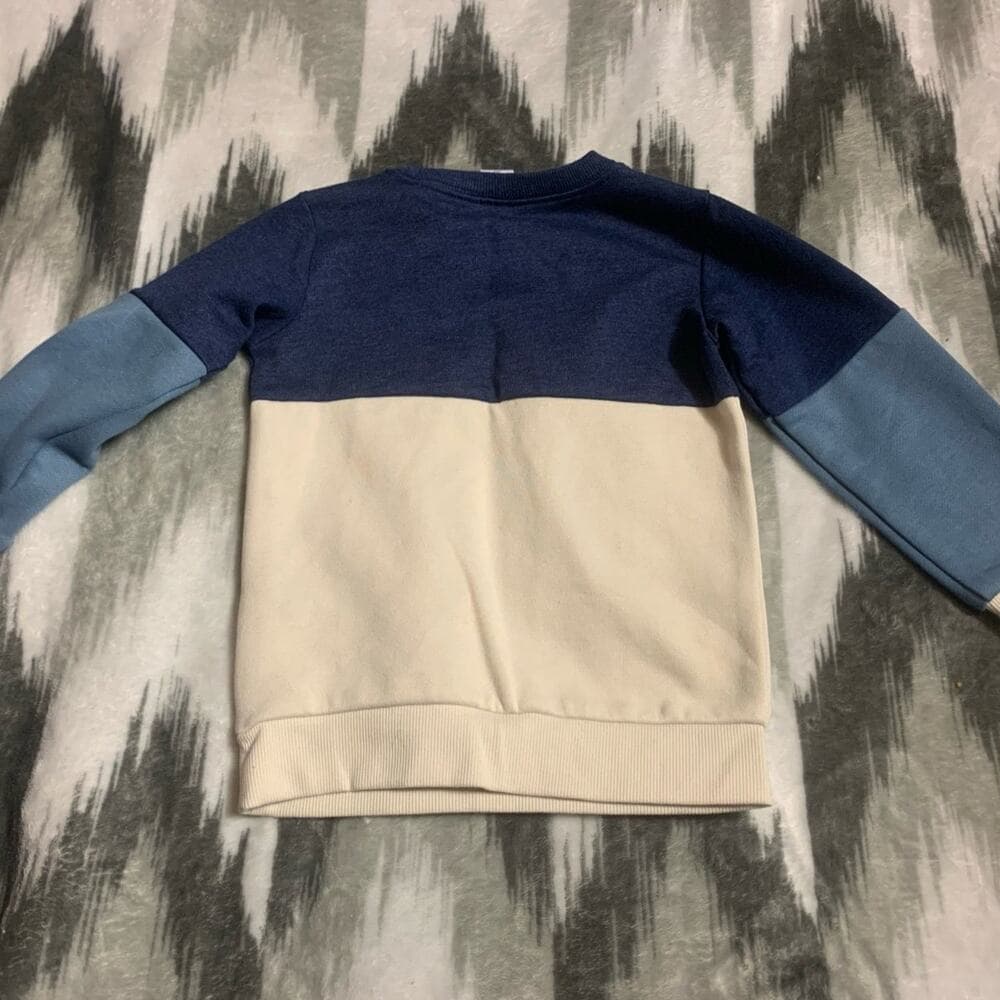 Carter’s boy sweater 2T - Thumbnail 6
