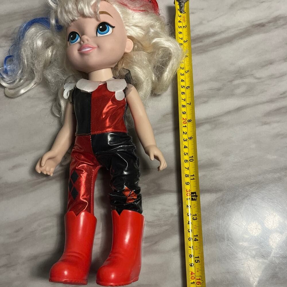 DC Harley Quinn Doll 14" Tall (95) - Thumbnail 4