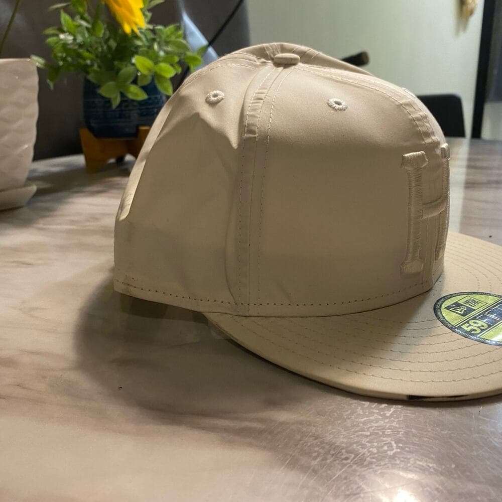 New Era Hat Size 7 7/8 - Thumbnail 2