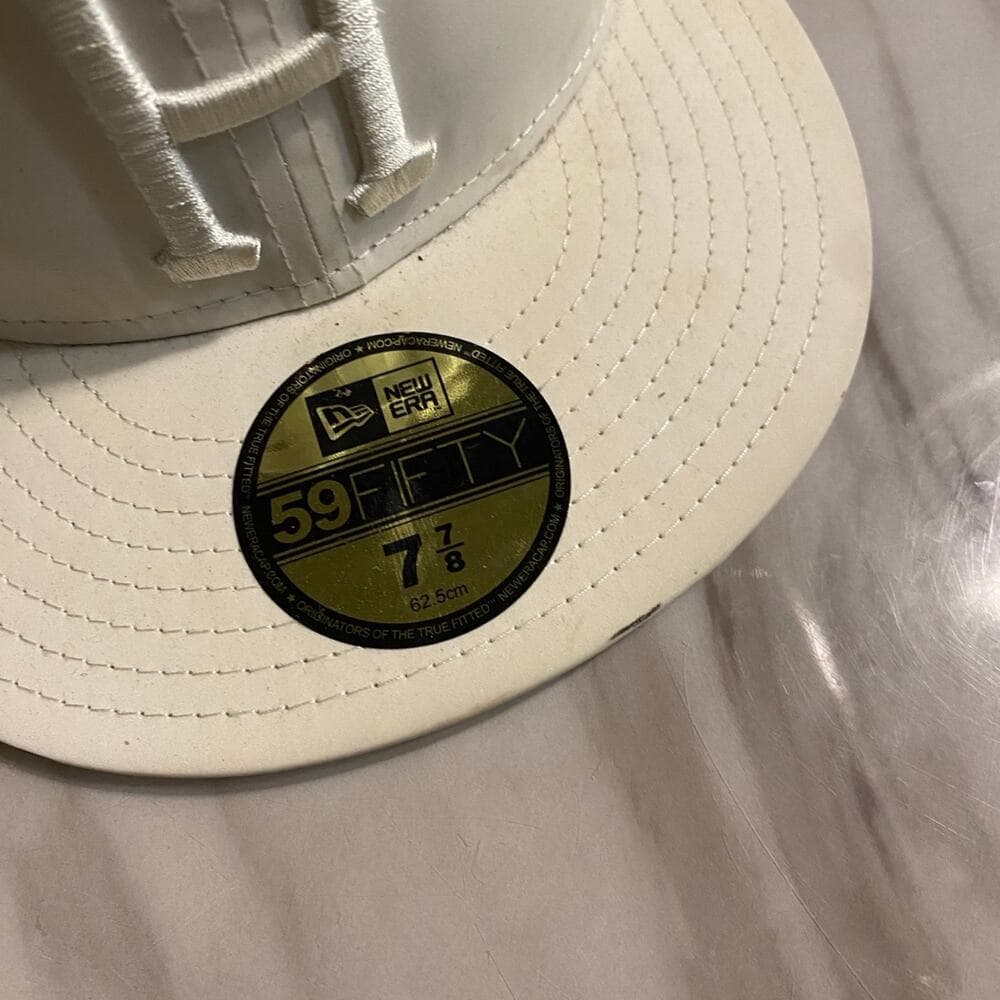 New Era Hat Size 7 7/8 - Thumbnail 7