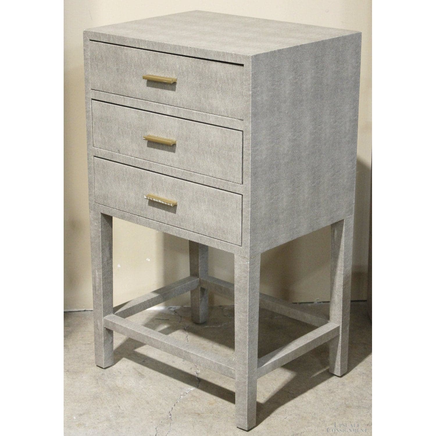 3 Drawer Faux Shagreen Accent Chest - Gray - Thumbnail 4