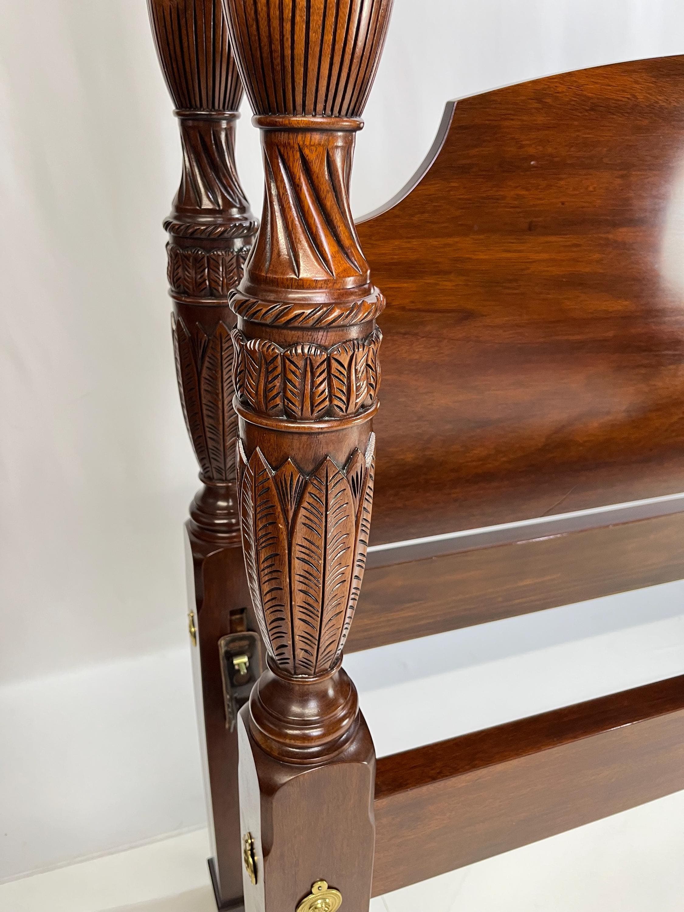 Henkel Harris Virginia Galleries Solid Mahogany Rice Carved Queen Bed - Thumbnail 5
