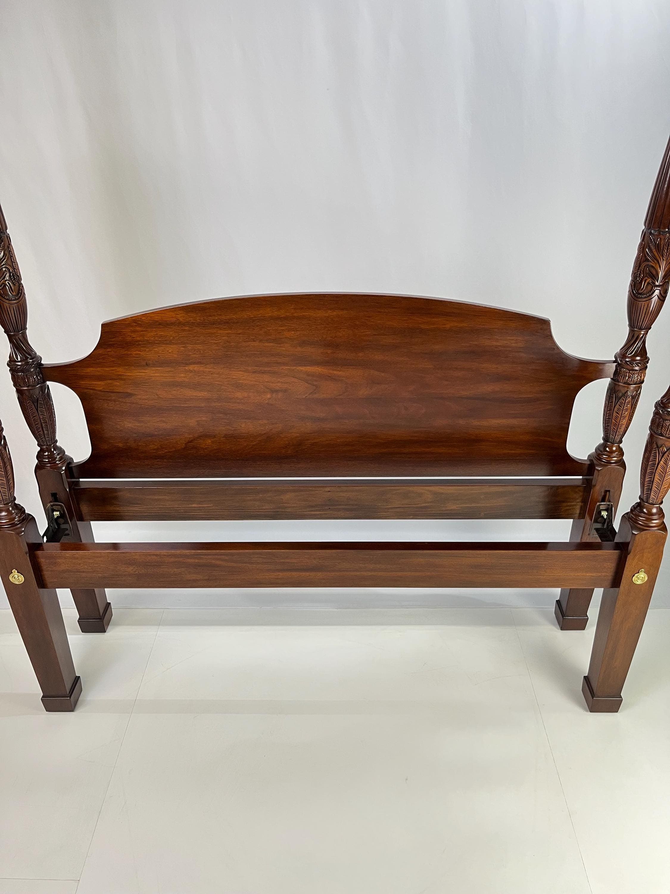 Henkel Harris Virginia Galleries Solid Mahogany Rice Carved Queen Bed - Thumbnail 10
