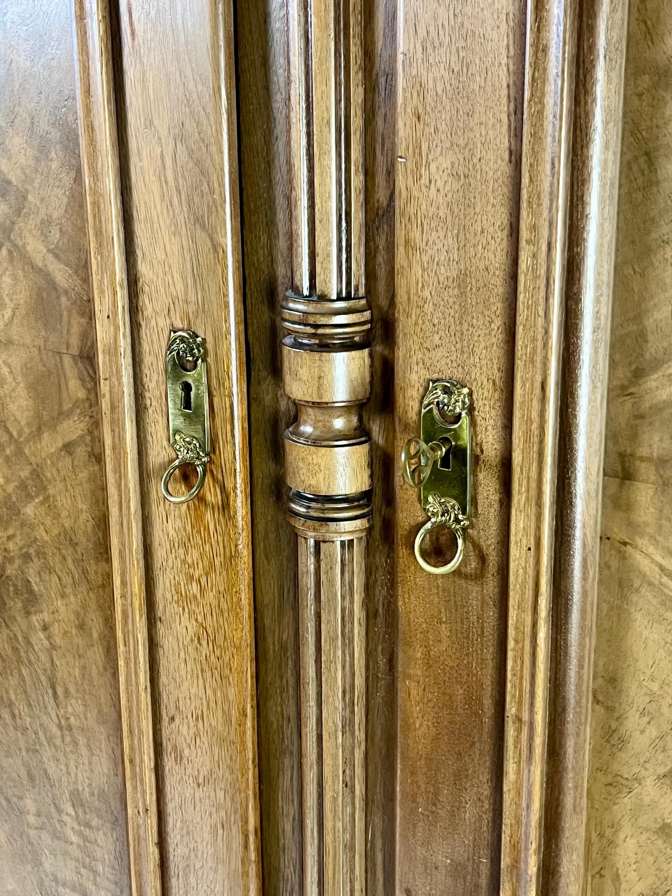 Grand 19th Century "Knock-Down" Burl Walnut Armoire - Thumbnail 14
