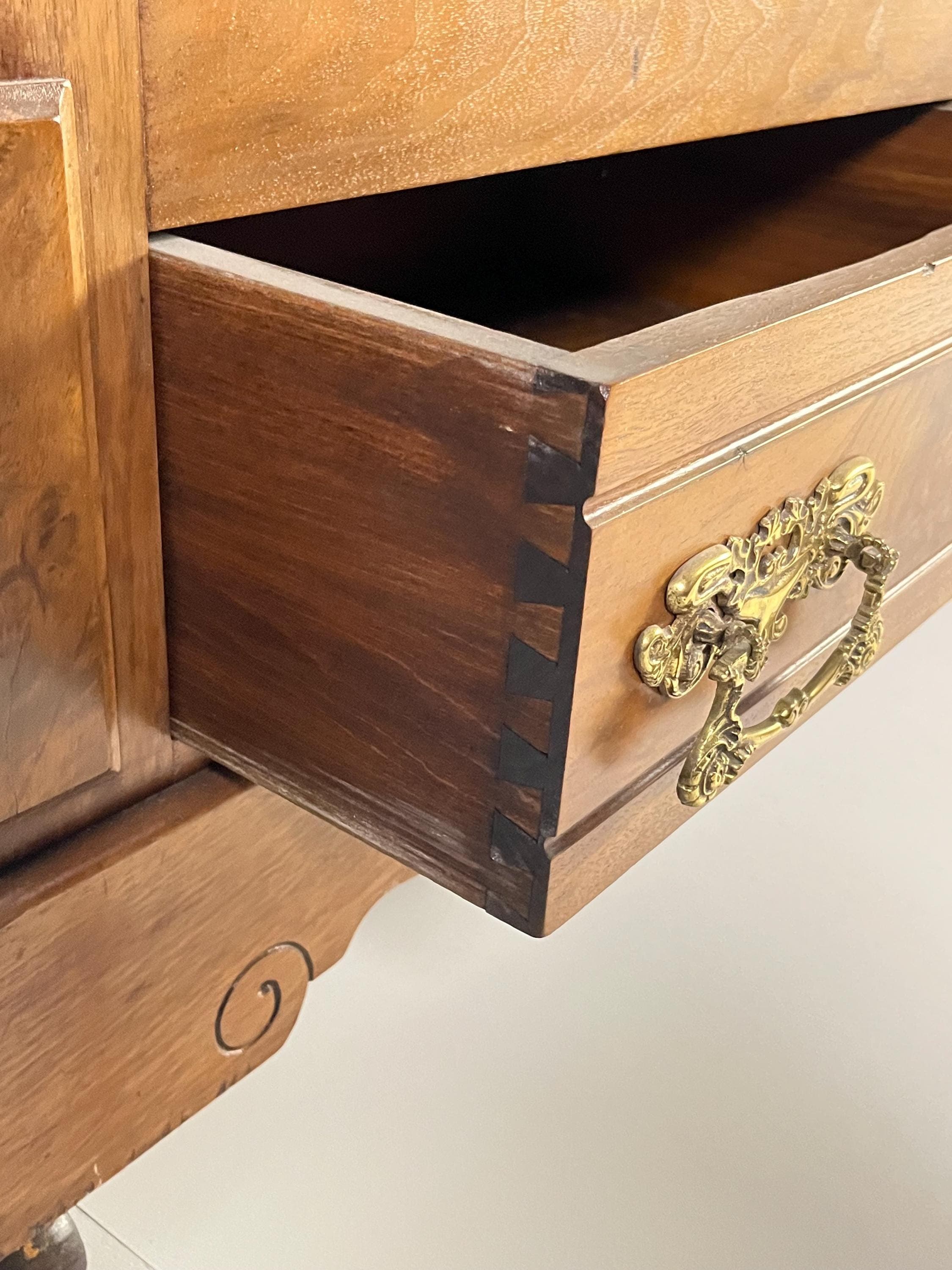 Grand 19th Century "Knock-Down" Burl Walnut Armoire - Thumbnail 12