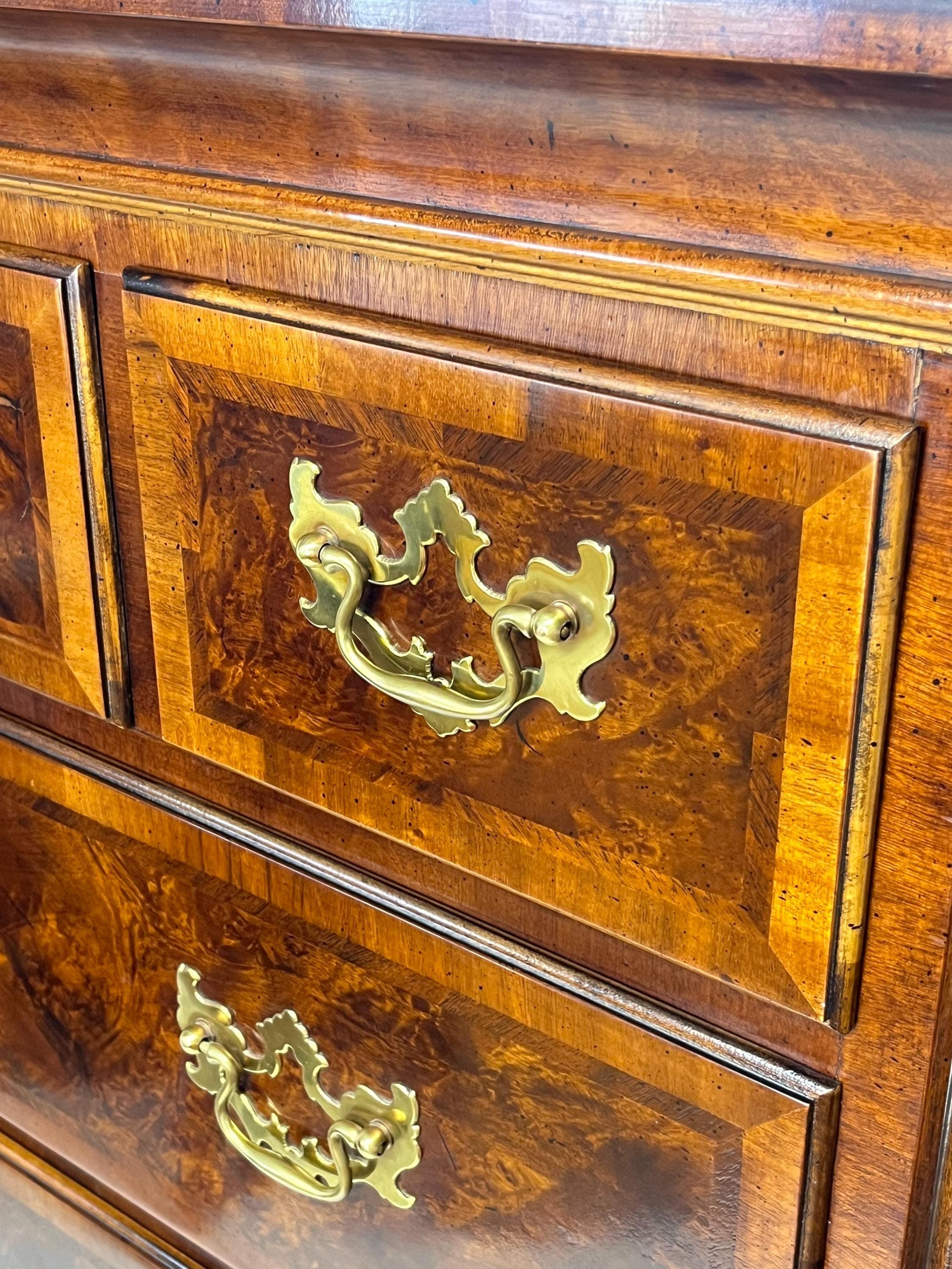 Henredon Aston Court Banded Mahogany and Burlwood Chest on Chest - Thumbnail 5