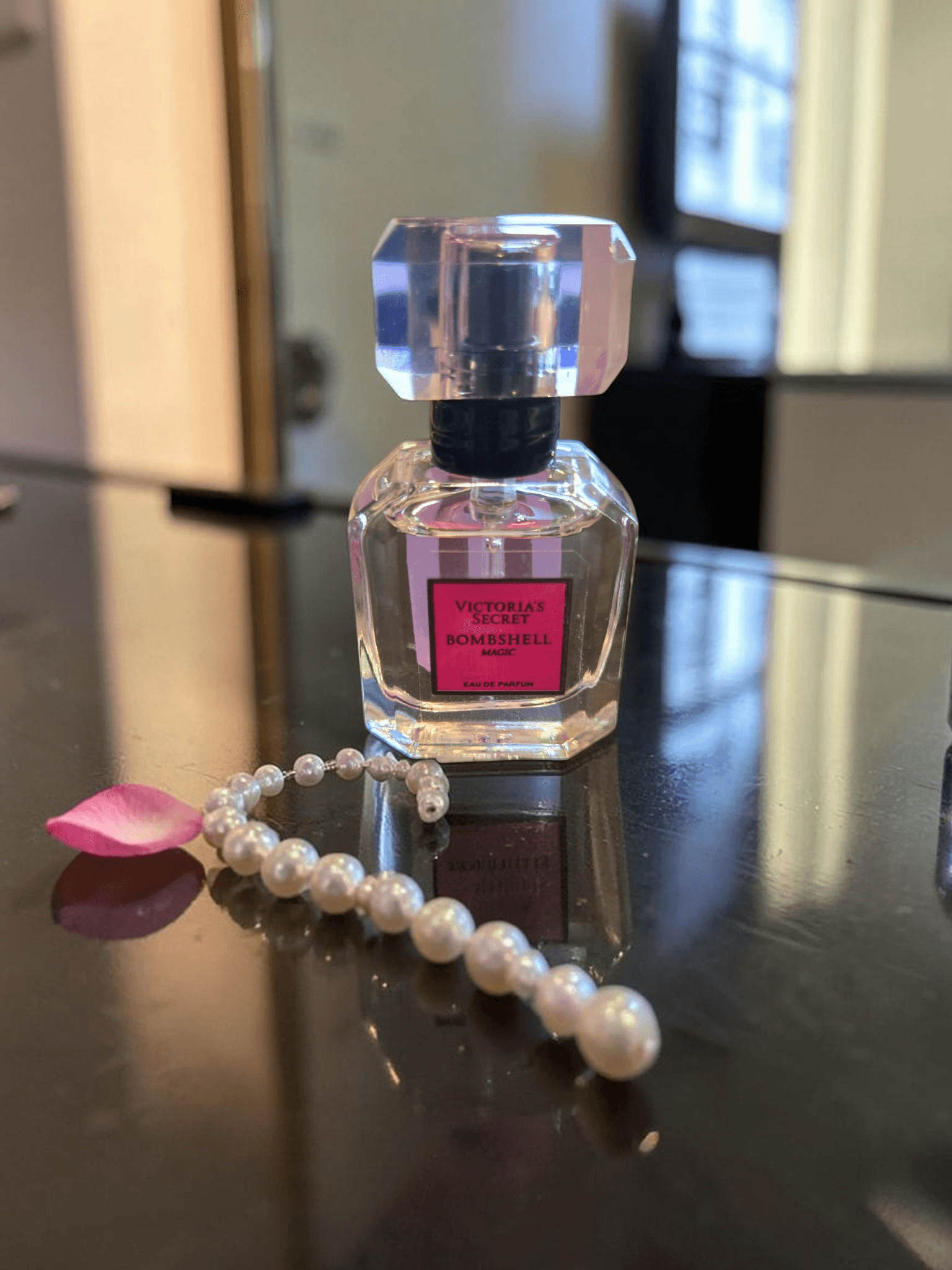 Victoria Secret Bombshell Magic Eau De Parfum Spray Unboxed - 0.25 FL OZ / 7.5 ML