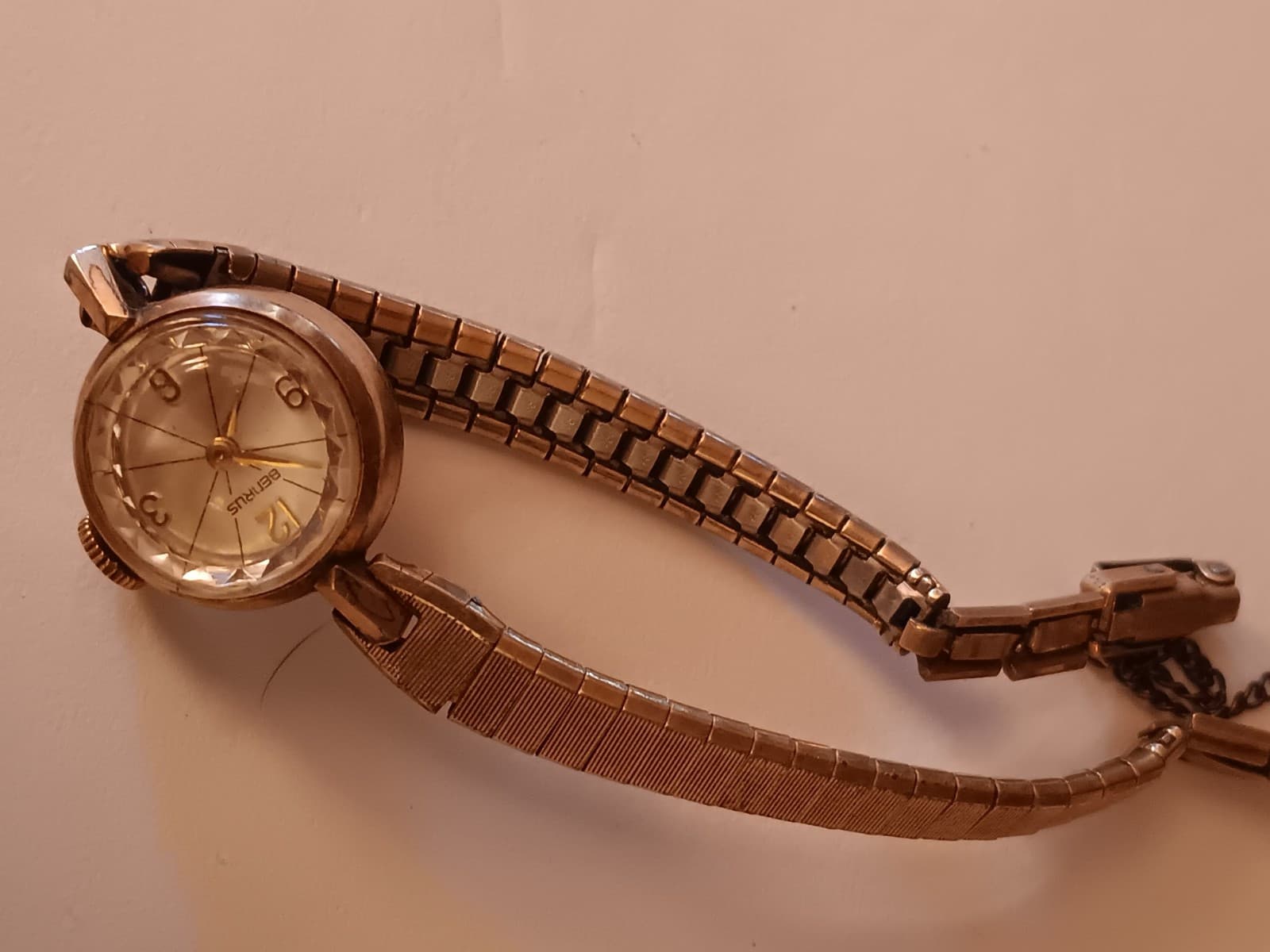 Vintage Ladies Benrus Wrist Watch 10k Rolled Gold Plate Stainless Back Fancy... - Thumbnail 8