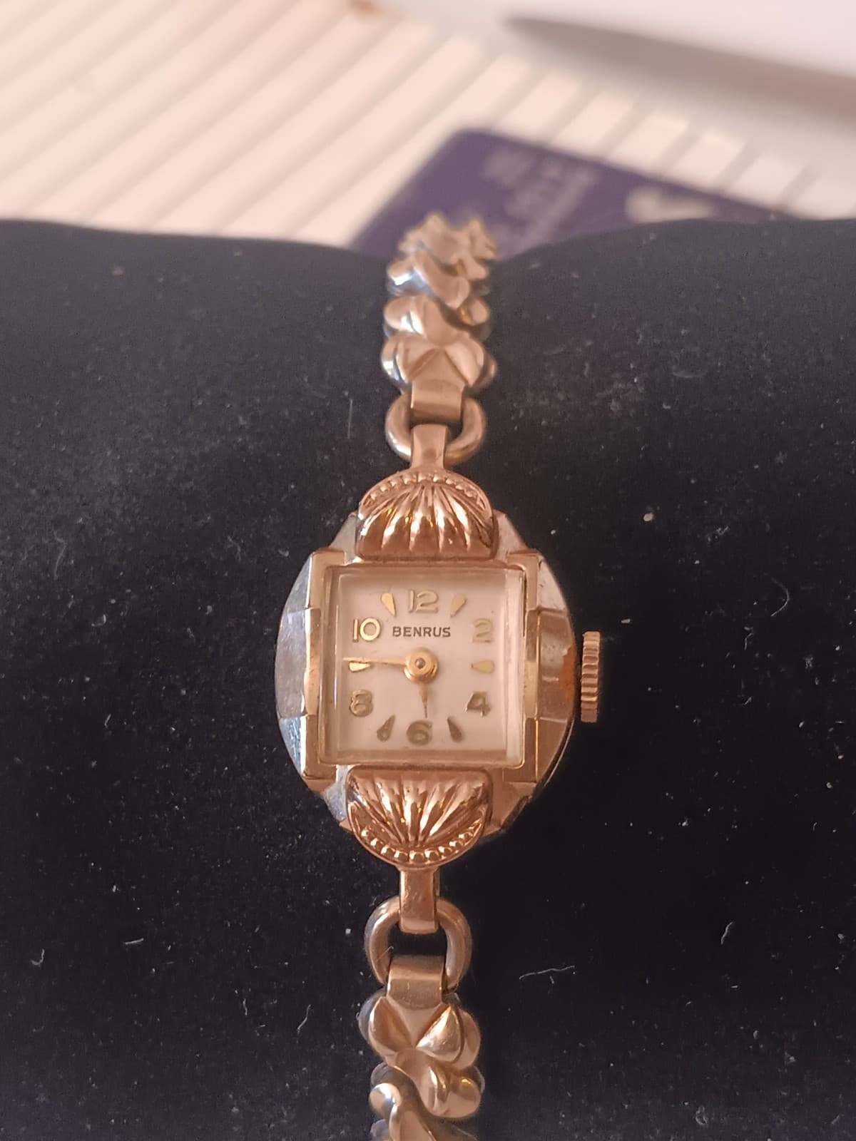 Vintage Ladies Mechanical Benrus Wrist Watch 1/10 RGP Ðomed Crystal Untested - Thumbnail 2
