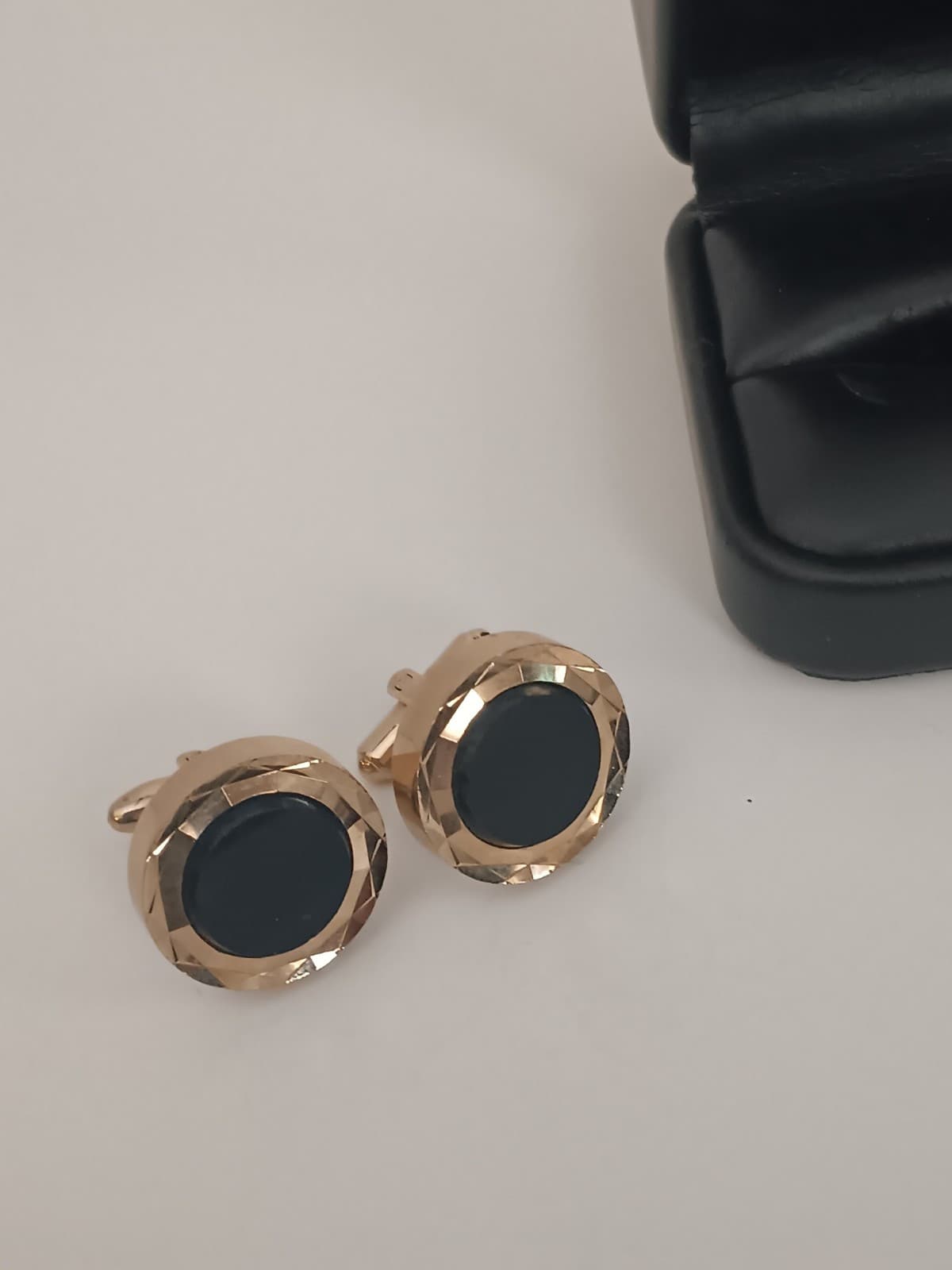 Vtg Hicock Cuff Links Black & Clear Cut Lucite Faceted Gold Toned - Thumbnail 6
