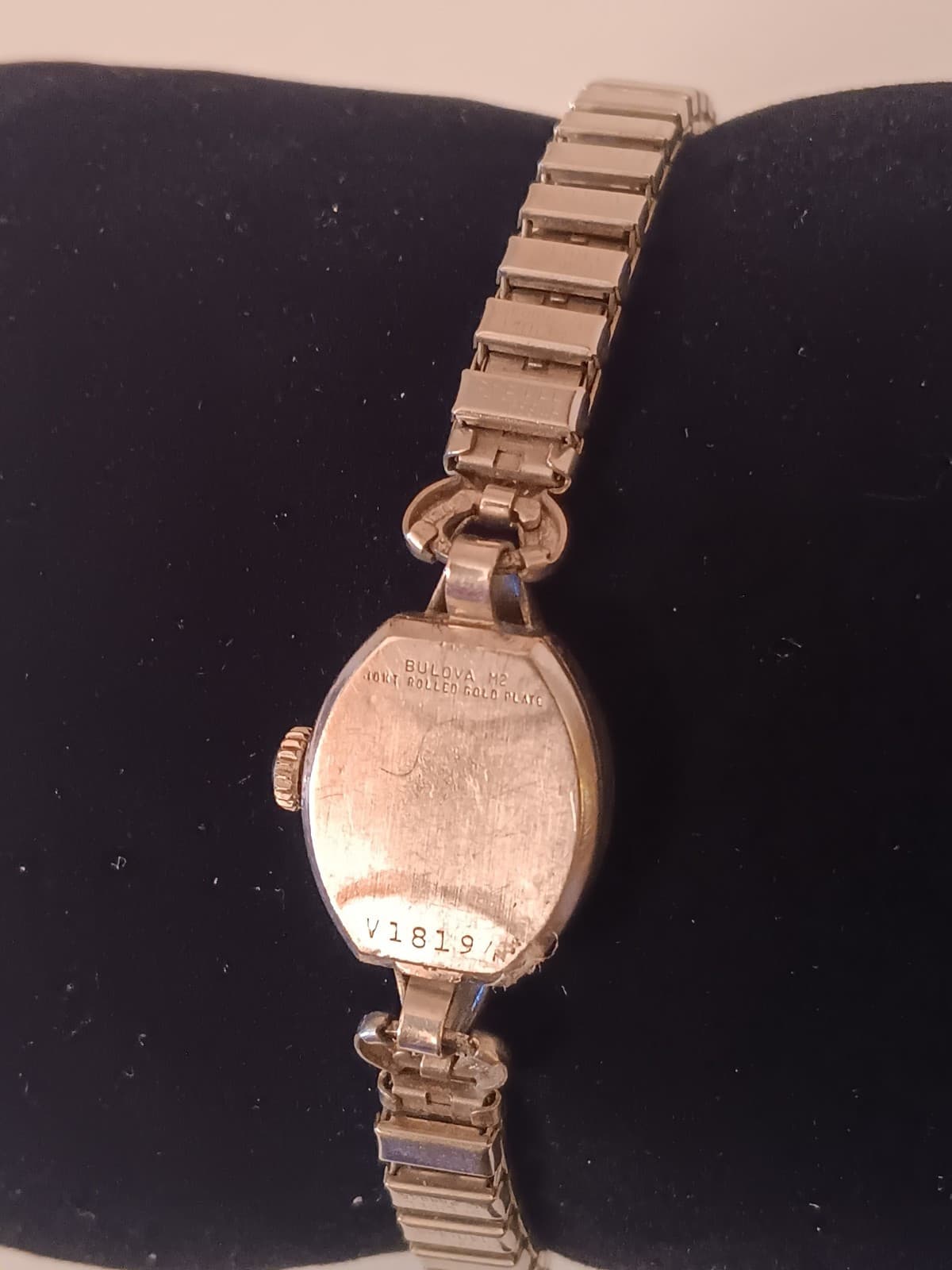 Vintage Womans Bulova Mechanical Wrist Watch 10k Rolled Gold Plate V1819... - Thumbnail 3