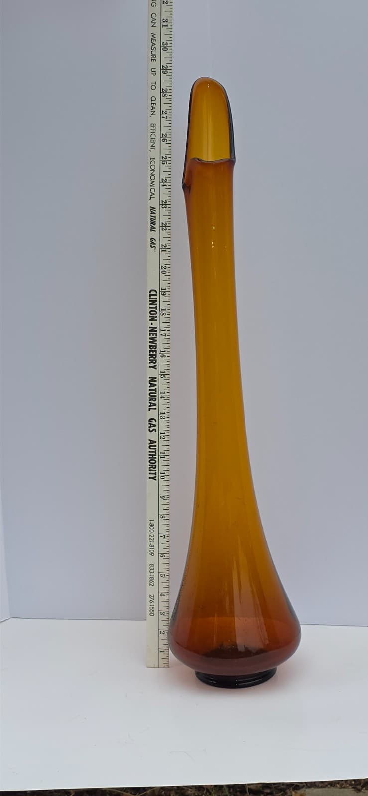L.E. Smith Swung Vase 28.5" Amber Simplicity Mid Century Floor Decor - Thumbnail 10