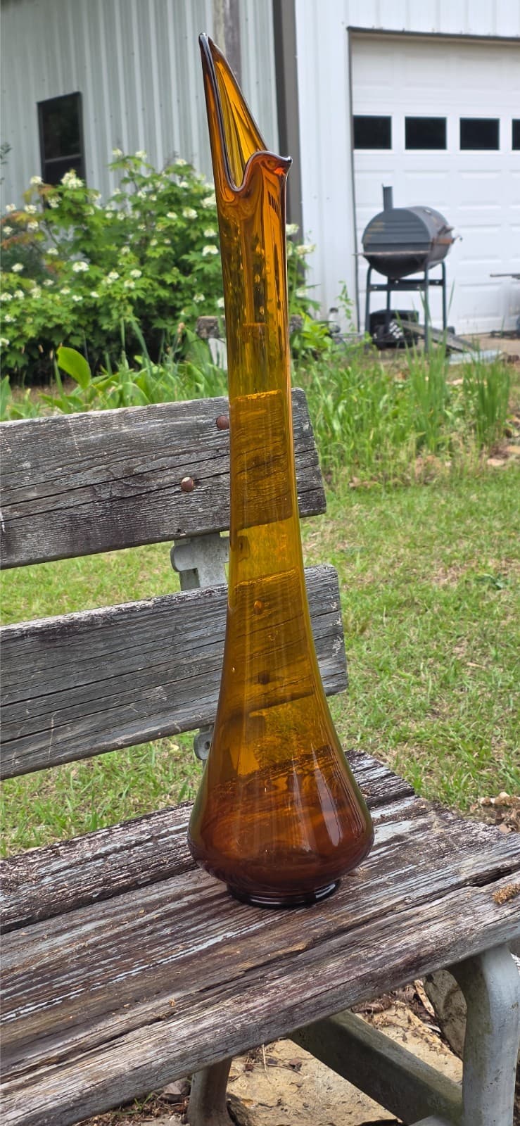 L.E. Smith Swung Vase 28.5" Amber Simplicity Mid Century Floor Decor - Thumbnail 2