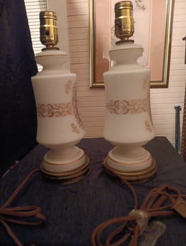 Vintage MCM White Gold Satin Glass Pair Dresser Lamps - Thumbnail 7