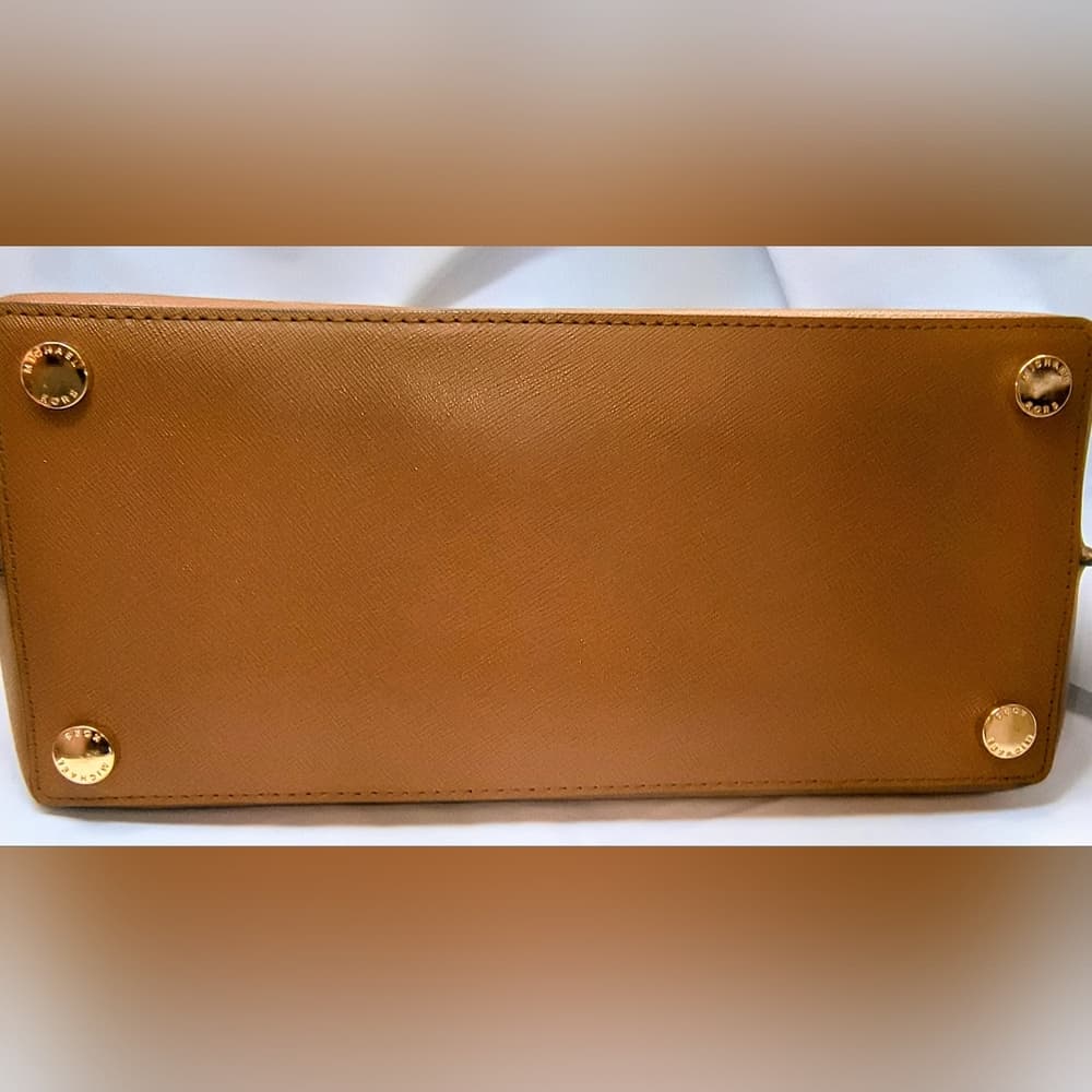 MICHAEL KORS Rochelle Satchel in Cognac Saffino Leather with Gold-toned Hardware - Thumbnail 5