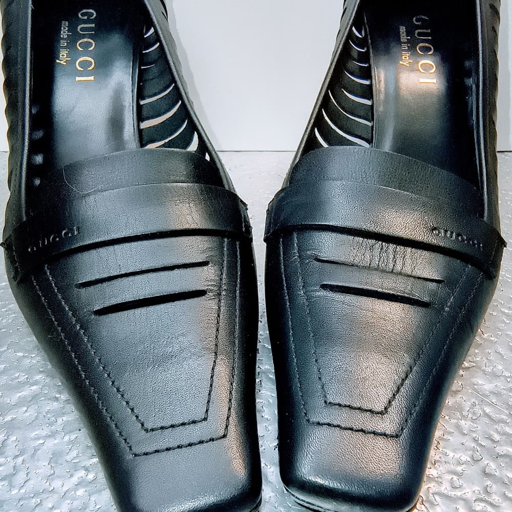 GUCCI Black Leather Laser Cut Square Toe Pumps, Size 35 - Thumbnail 2