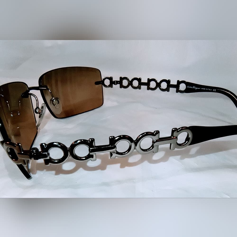 FERRAGAMO - Salvatore Ferragamo Brown Sunglasses with Muted Silver Frames & Case - Thumbnail 12