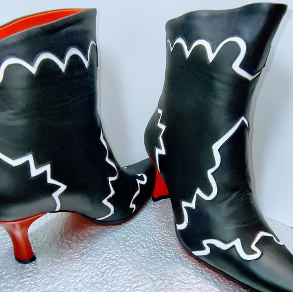 ROCKWELL THARP Vibrant Black & White Heeled Boots with Glossy Red Accents - Thumbnail 10