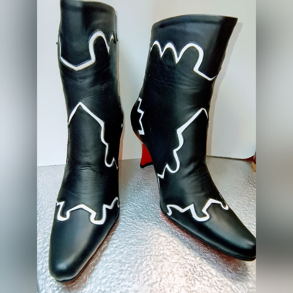 ROCKWELL THARP Vibrant Black & White Heeled Boots with Glossy Red Accents - Thumbnail 8