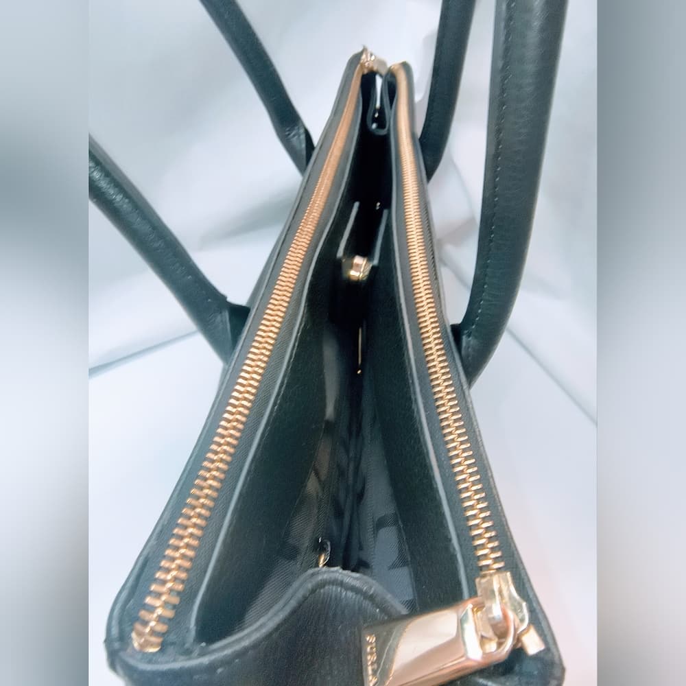 FURLA Black Leather Women's Tote / Top Handle Satchel with Gold-toned Hardware - Thumbnail 7