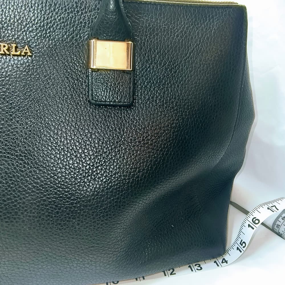 FURLA Black Leather Women's Tote / Top Handle Satchel with Gold-toned Hardware - Thumbnail 14
