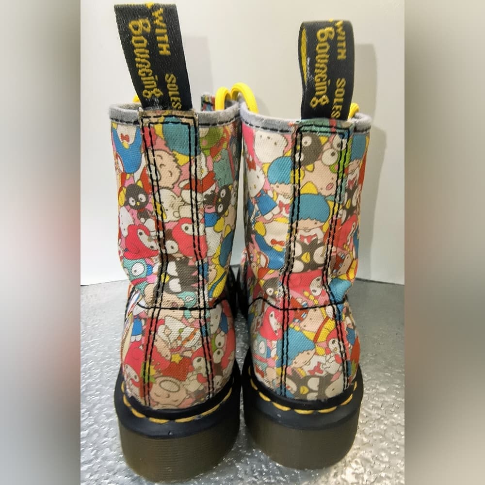 DR. MARTENS x Hello Kitty & Friends 1460 Canvas Boots, Limited Edition, Size 6 - Thumbnail 2