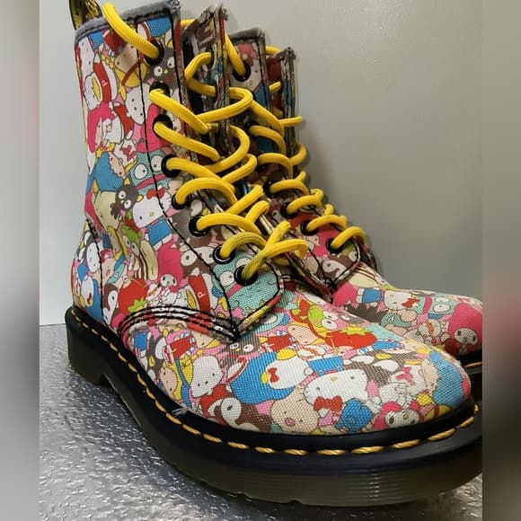 DR. MARTENS x Hello Kitty & Friends 1460 Canvas Boots, Limited Edition, Size 6 - Thumbnail 14